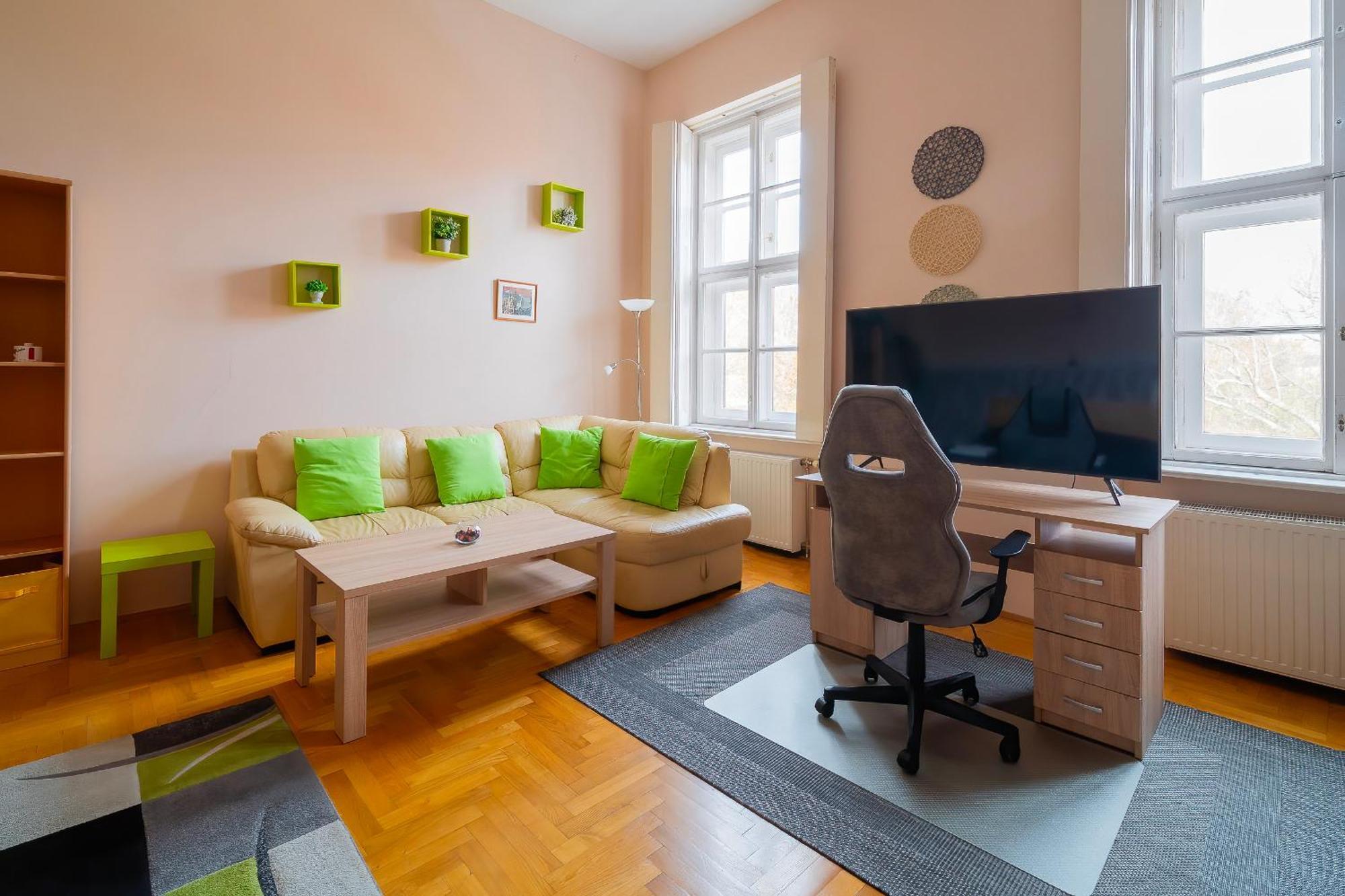 Tomka Apartman Szeged Exterior photo