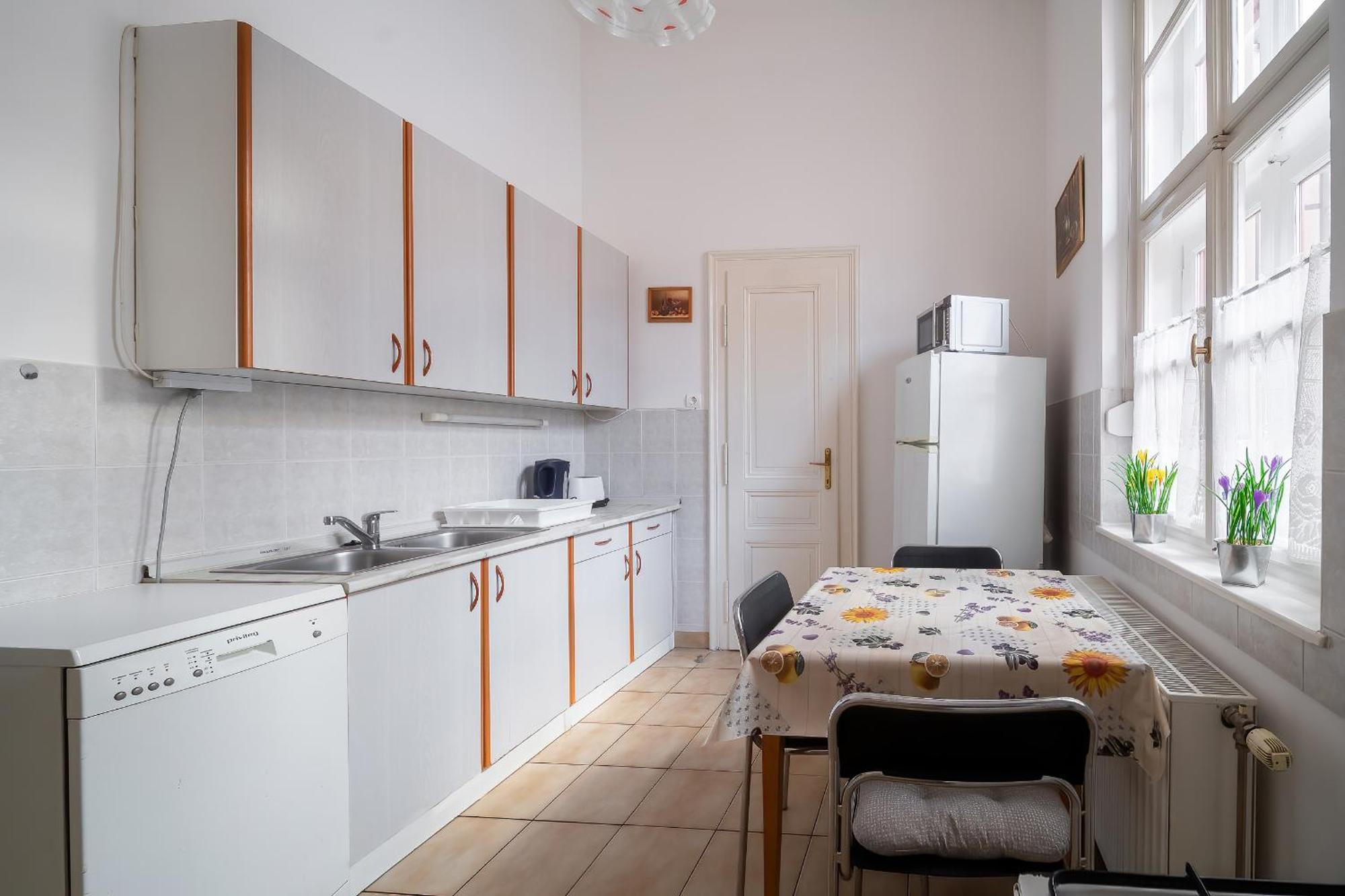 Tomka Apartman Szeged Exterior photo